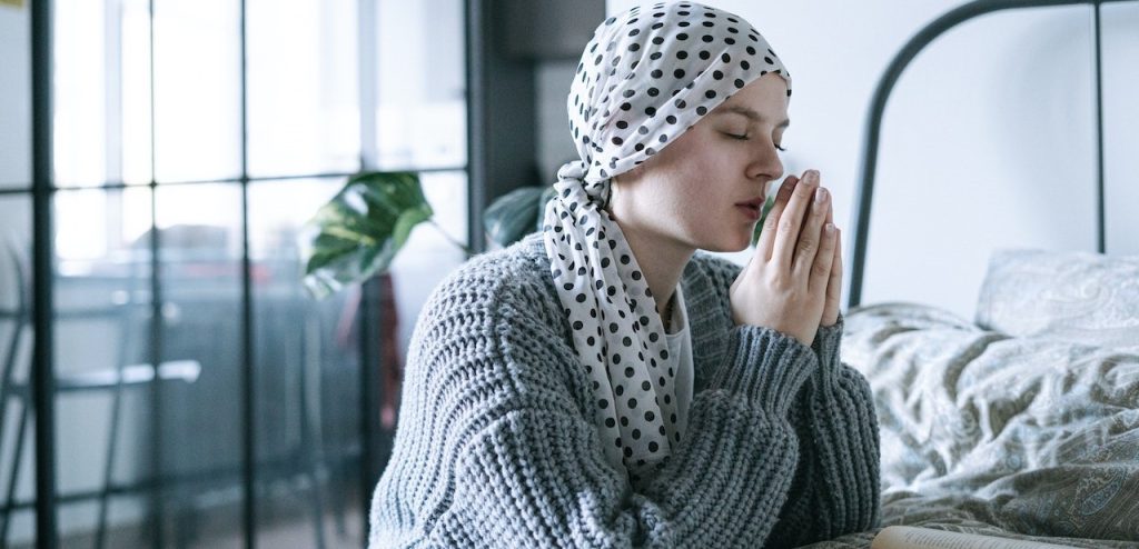 Young Woman Praying | Breast Cancer 